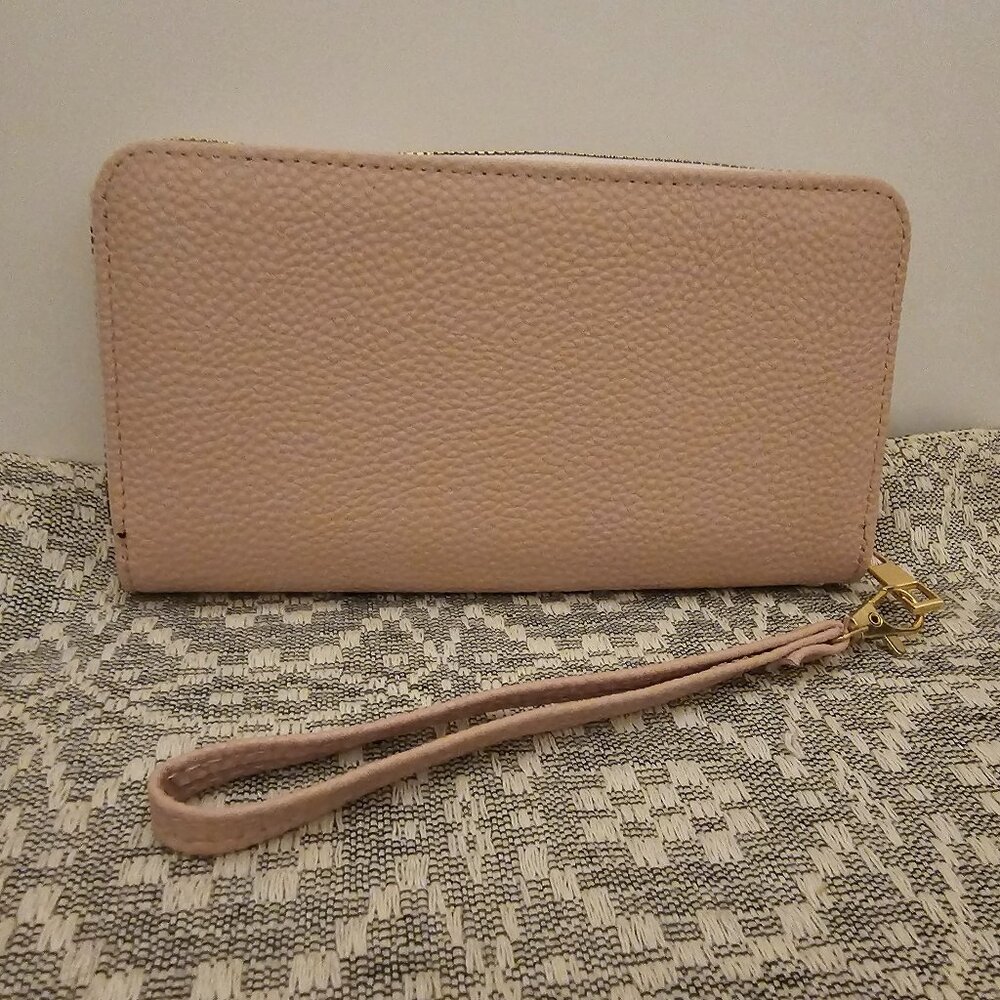 Blush Pink Pebbled Faux Leather Zip Wristlet Wallet | Gold Hardware